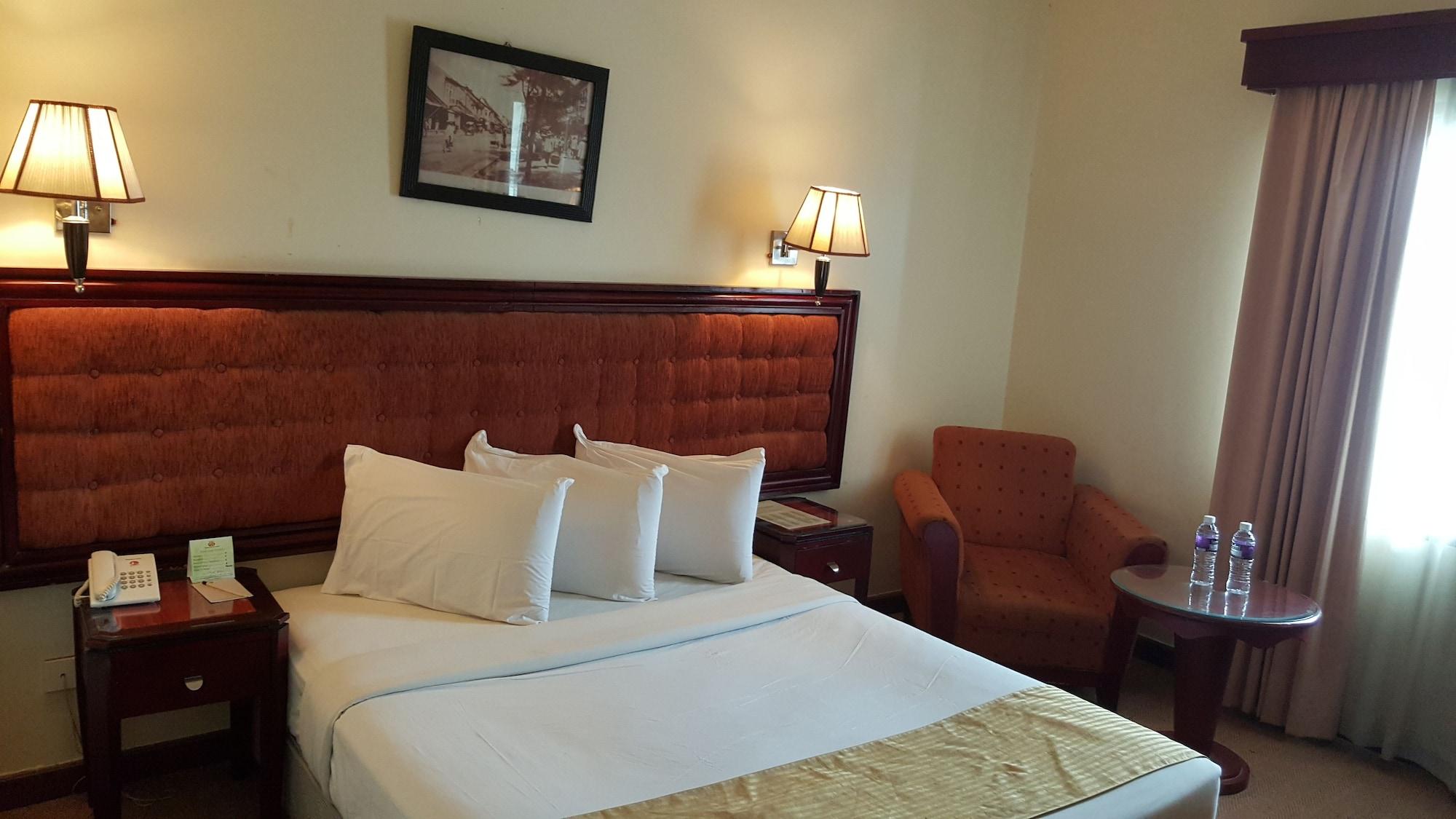 Harbourbay Amir Hotel Batam Экстерьер фото