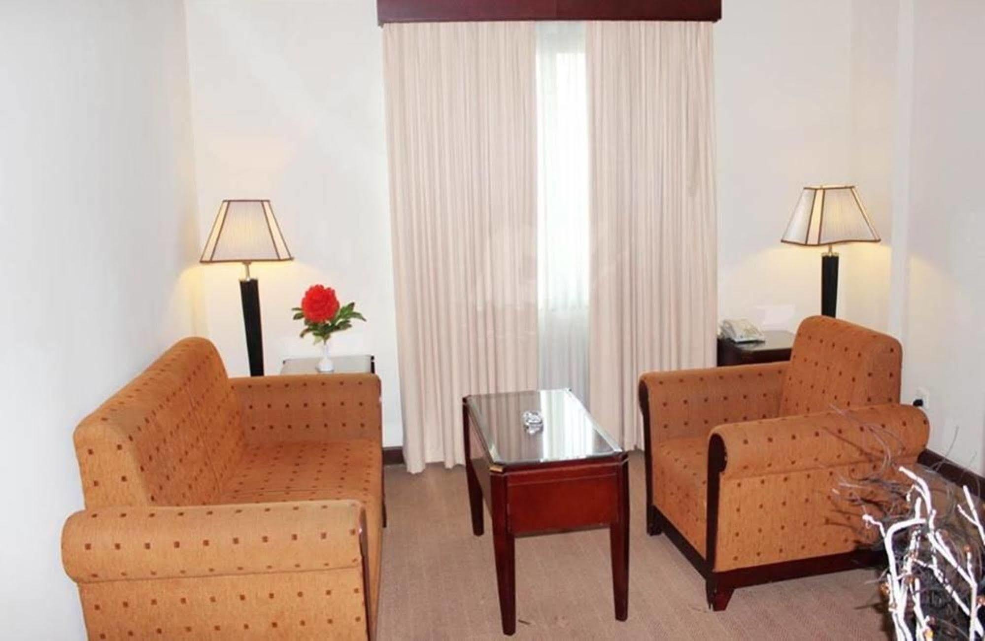 Harbourbay Amir Hotel Batam Экстерьер фото