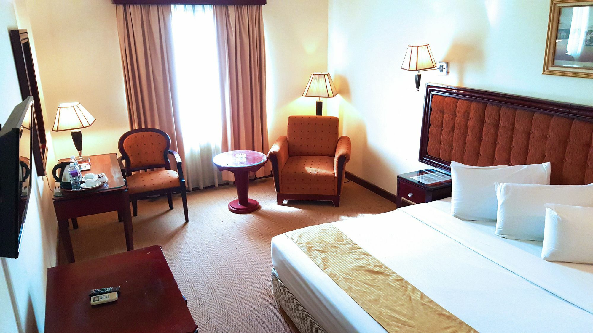 Harbourbay Amir Hotel Batam Экстерьер фото